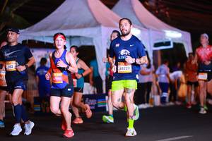 BIB: 0740, 202, 0629, 68220
                            <button type="button" onclick="openModal(22840423)" class="btn btn-primary btn-sm float-right btn-popup" data-toggle="modal" data-target=".modal-high-quality">
                        <i class="fas fa-shopping-cart"></i> Add to Cart
                    </button>
                                            <button type="button" onclick="isThisMe(22840423, true)" class="btn btn-success btn-sm float-right btn-popup btn-isme hidden" data-toggle="tooltip" data-placement="bottom" title="นี่คือรูปของคุณใช่ไหม คลิกที่นี่เพื่อเอาเข้าอัลบั้ม">
                        <i class="fas fa-plus"></i> Add to album
                    </button>
                    <button type="button" onclick="isThisMe(22840423, false)" class="btn btn-warning btn-sm float-right btn-popup btn-isnotme hidden">
                        <i class="fas fa-ban"></i> Remove from album
                    </button>